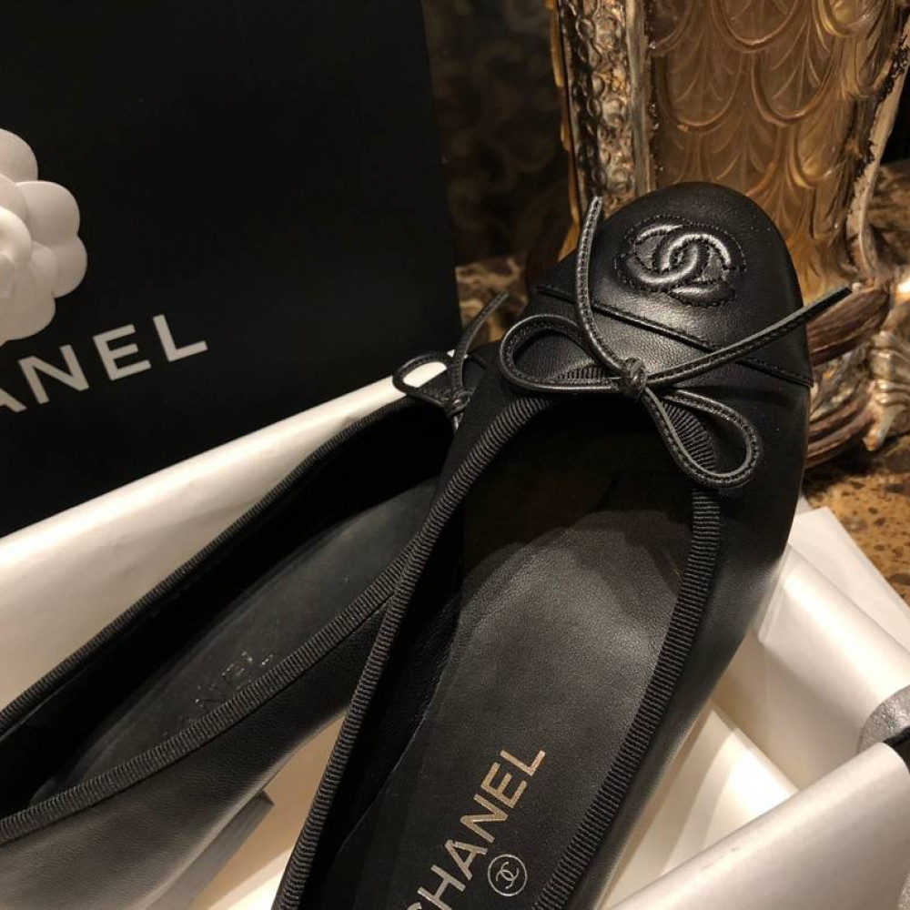 Ballet shoes