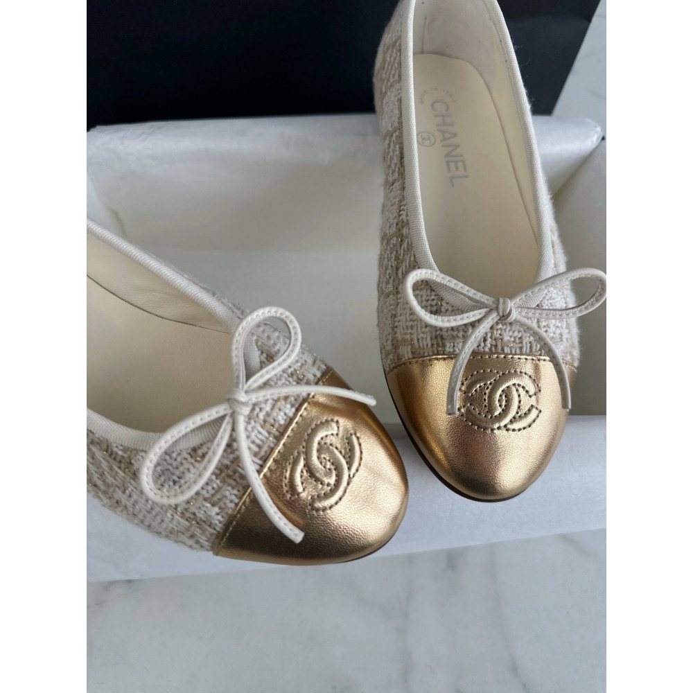 Ballet shoes