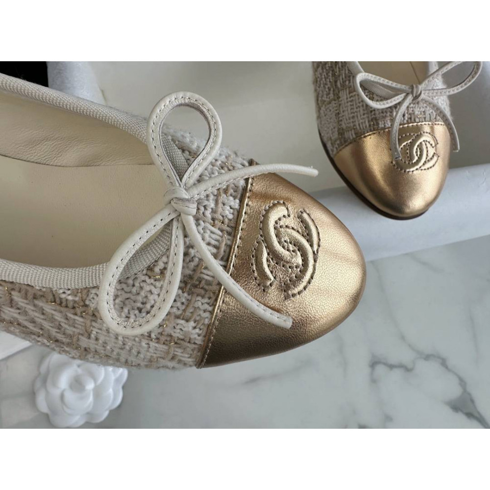 Ballet shoes