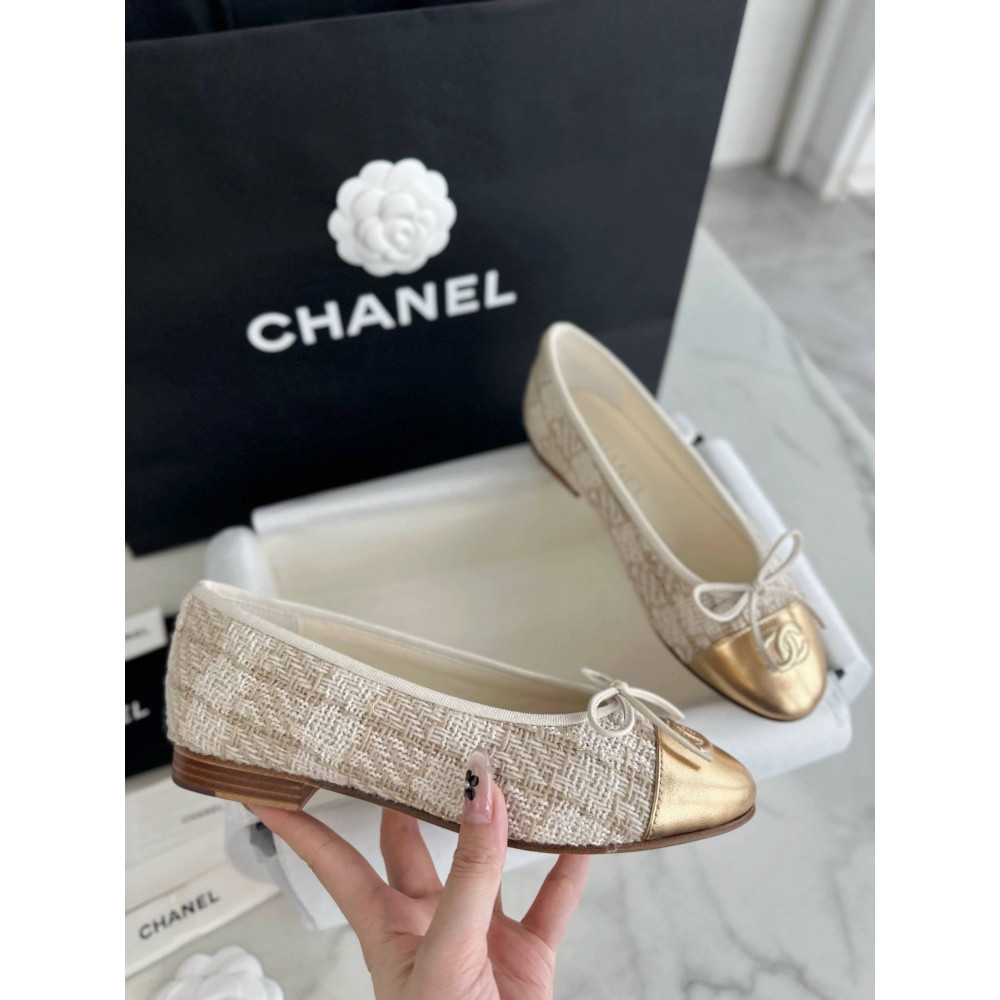 Ballet shoes