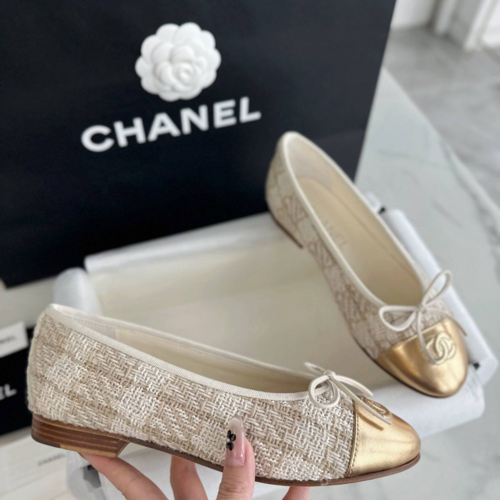 Ballet shoes