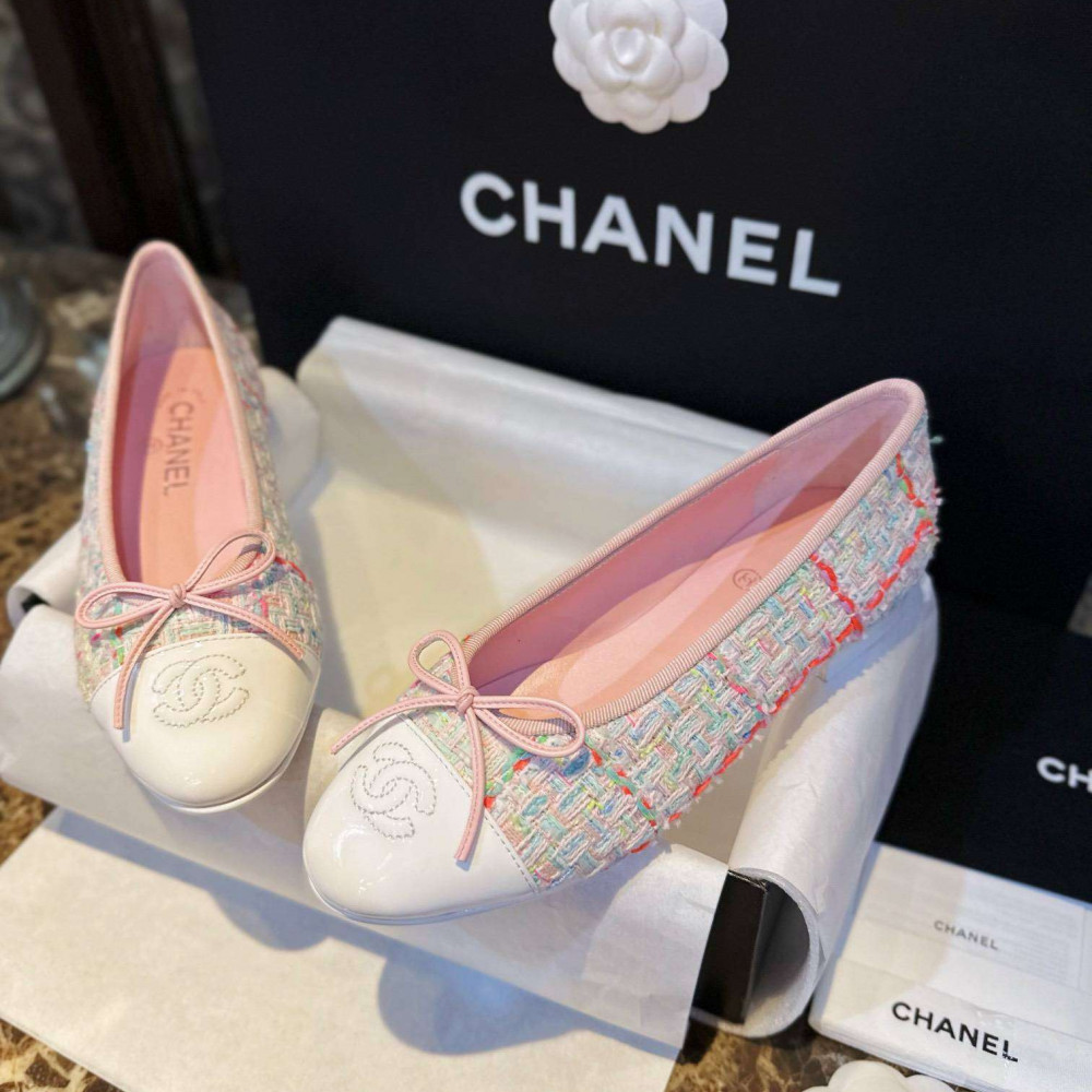 Ballet shoes