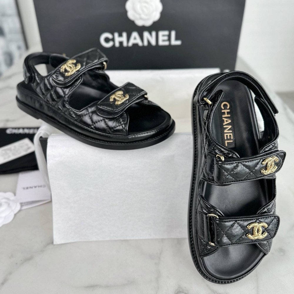Beach shoes
