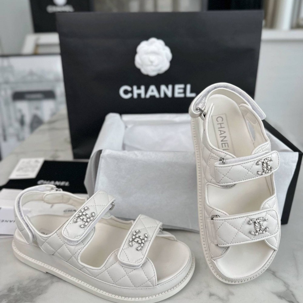 Beach shoes