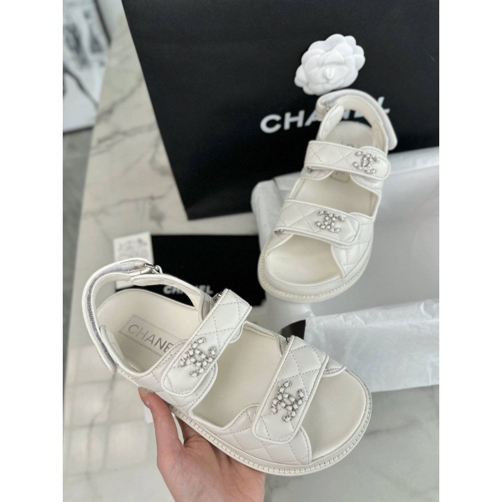 Beach shoes