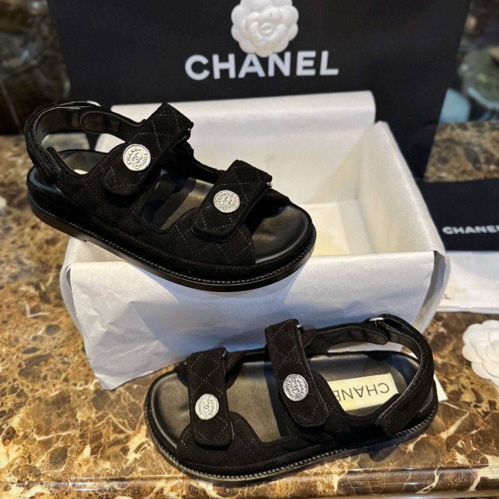 Beach shoes