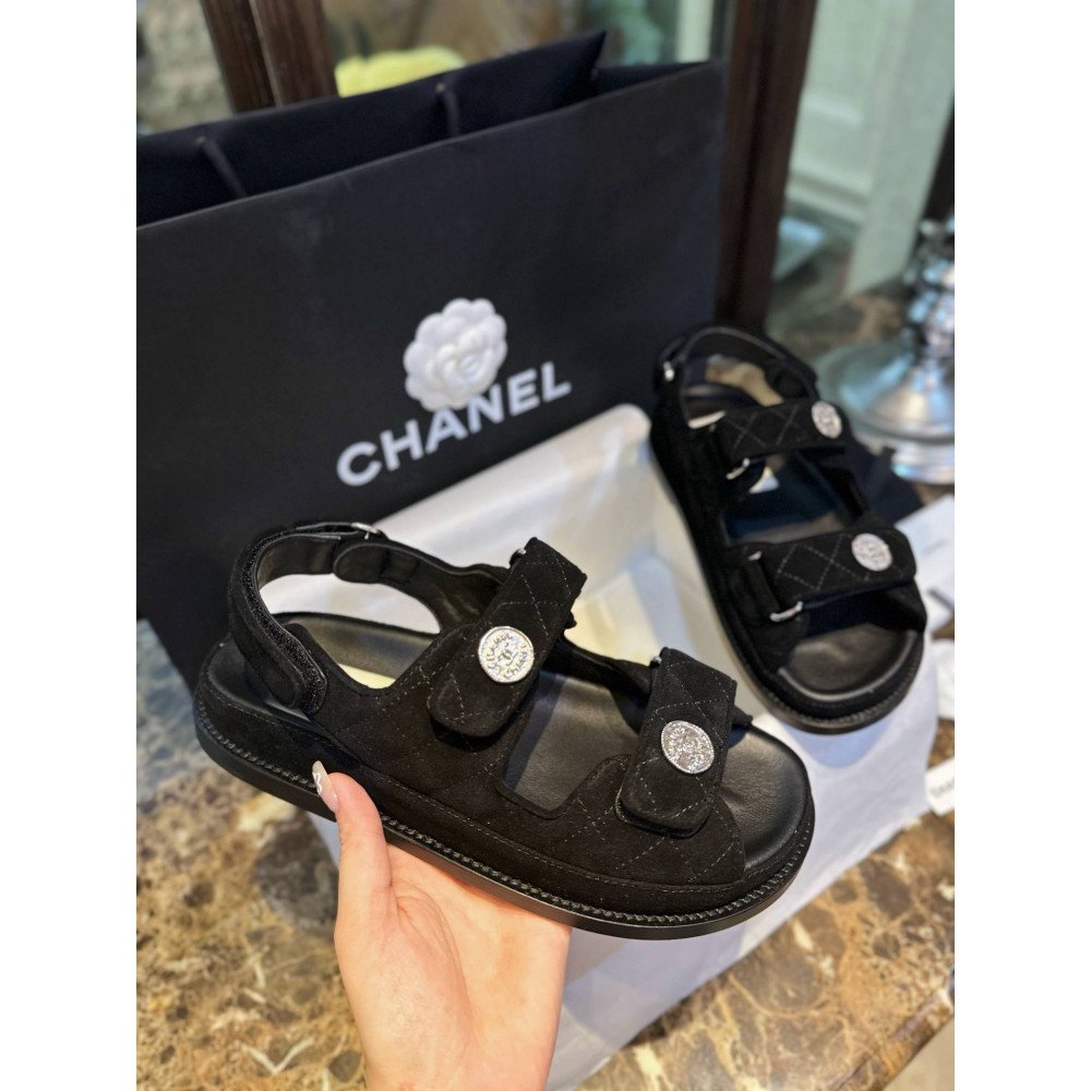 Beach shoes