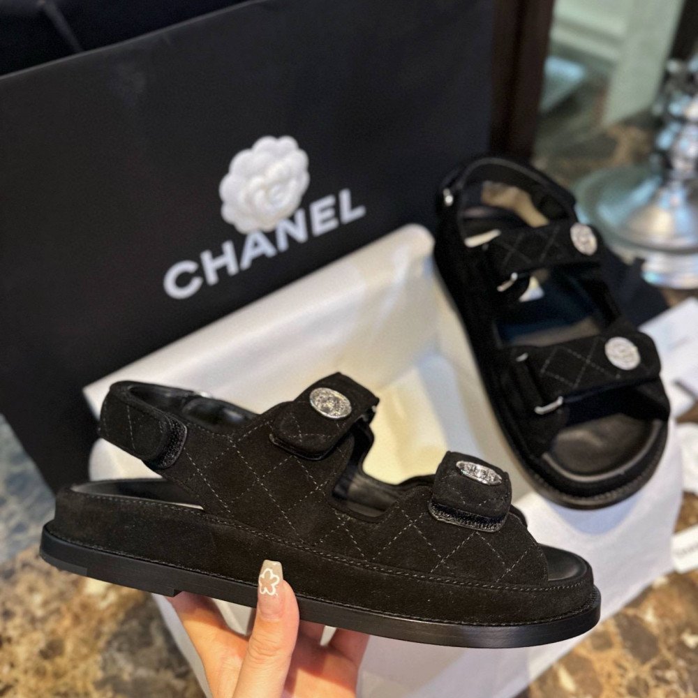 Beach shoes