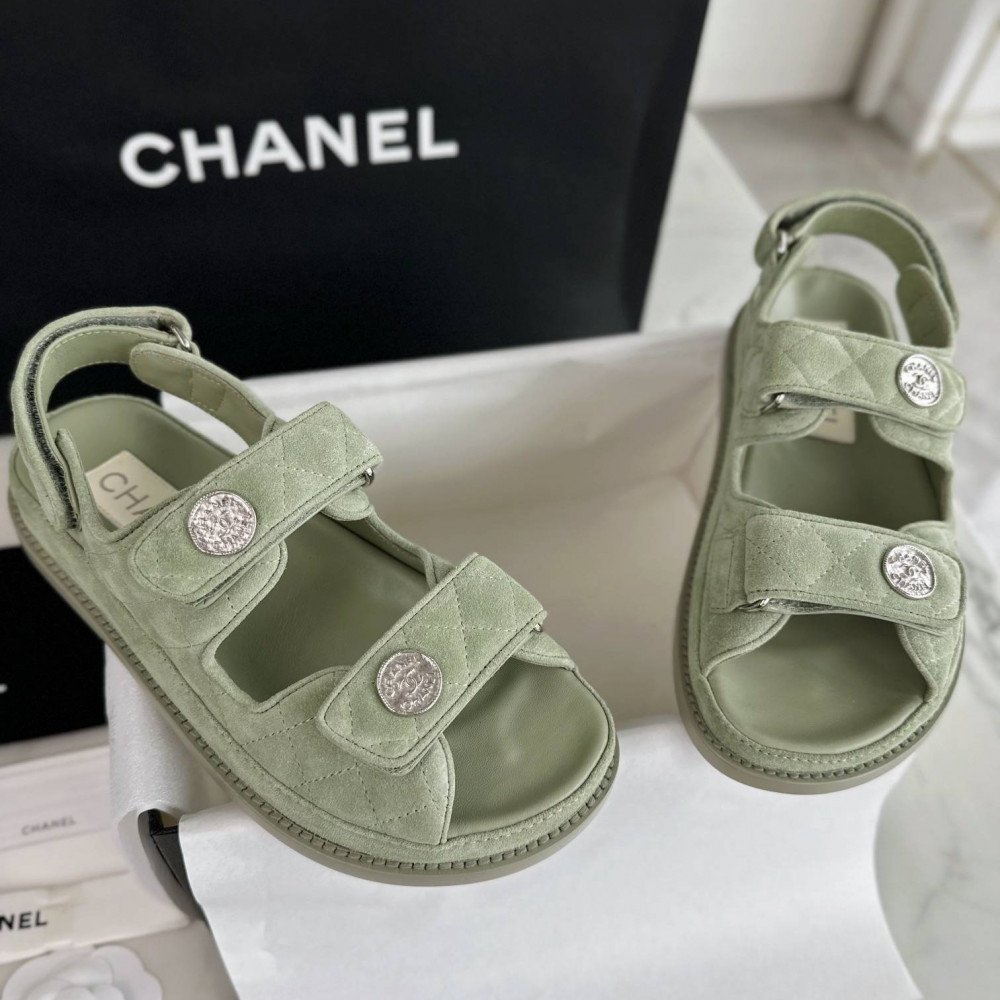 Beach shoes