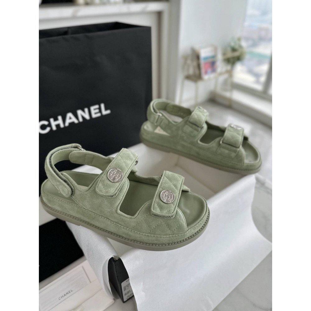Beach shoes