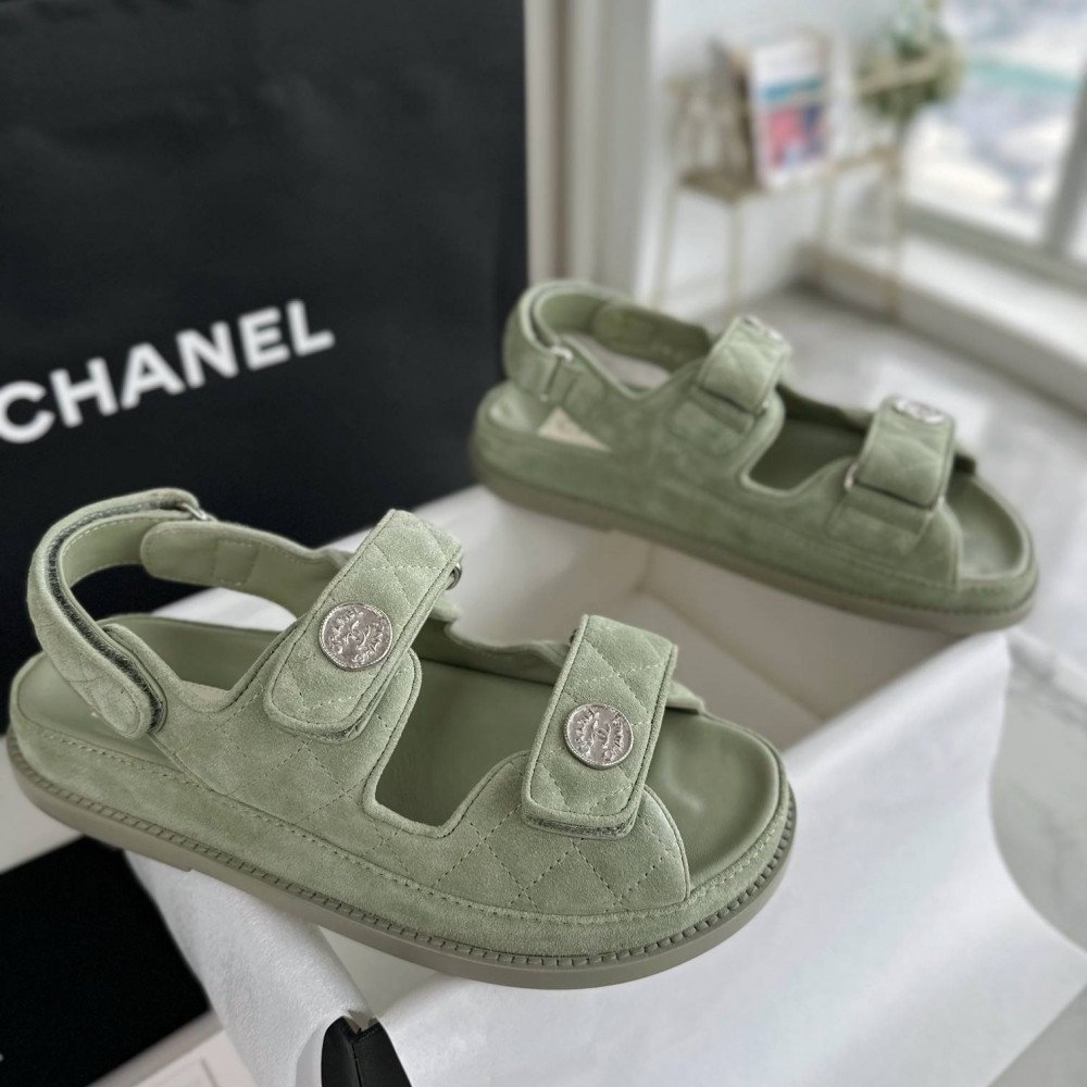Beach shoes