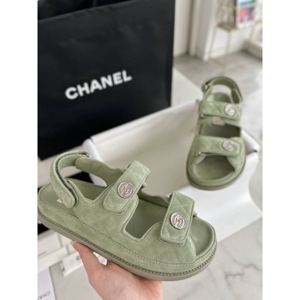Beach shoes