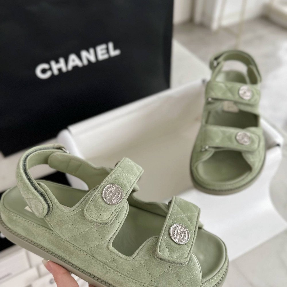 Beach shoes