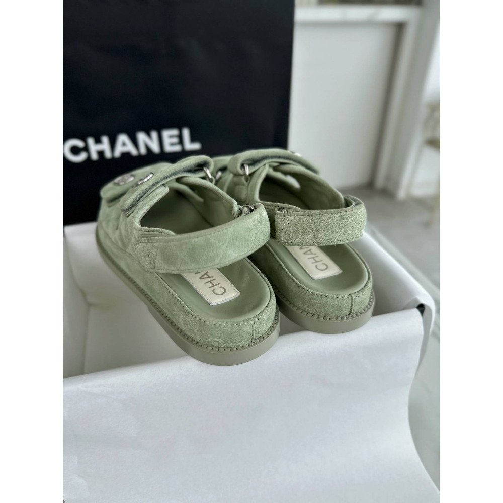 Beach shoes