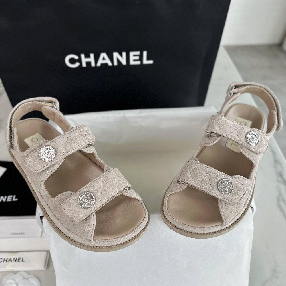 Beach shoes