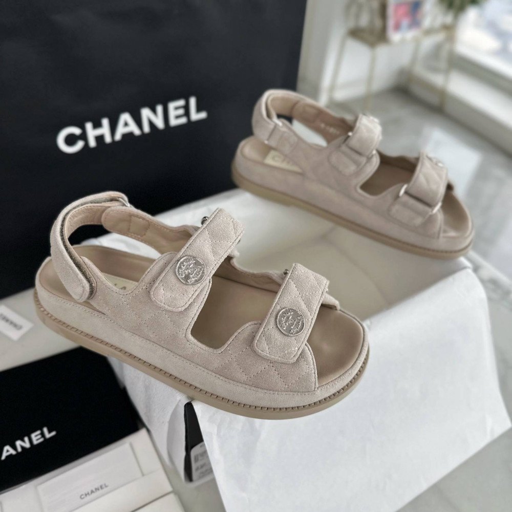 Beach shoes