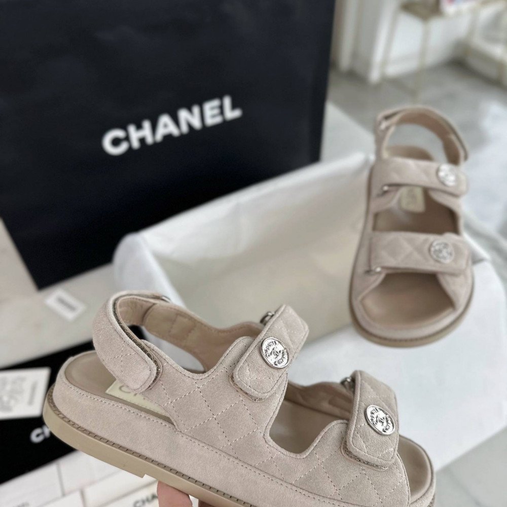 Beach shoes