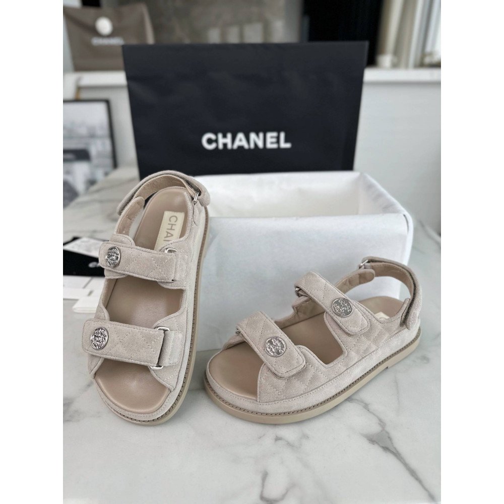 Beach shoes