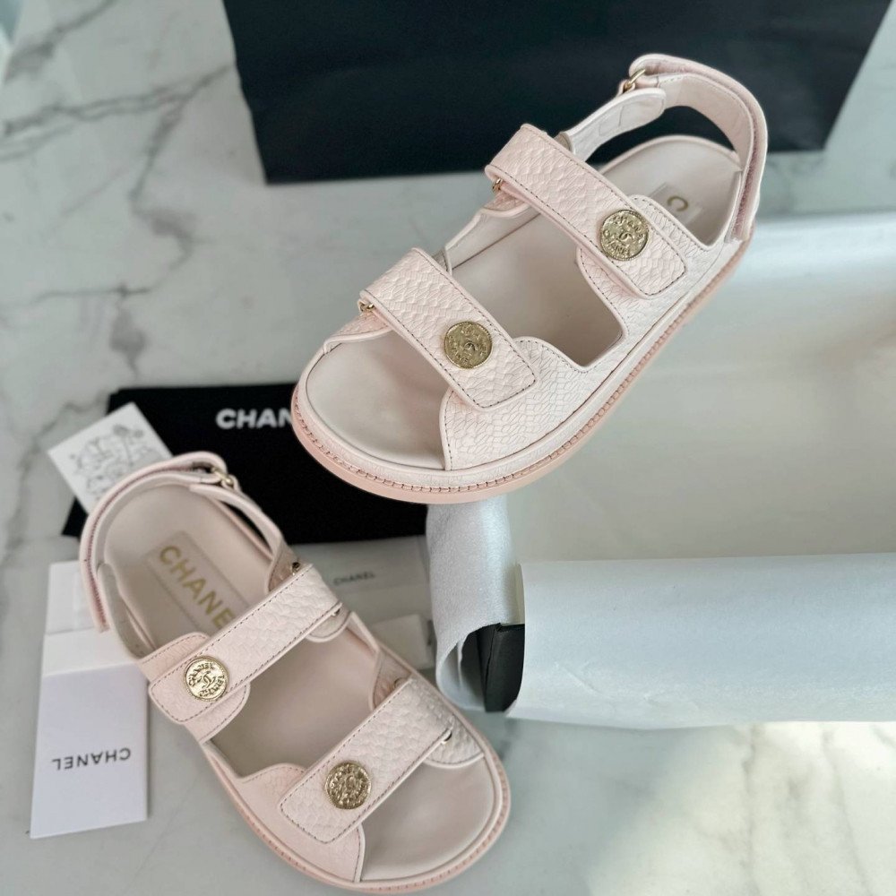 Beach shoes