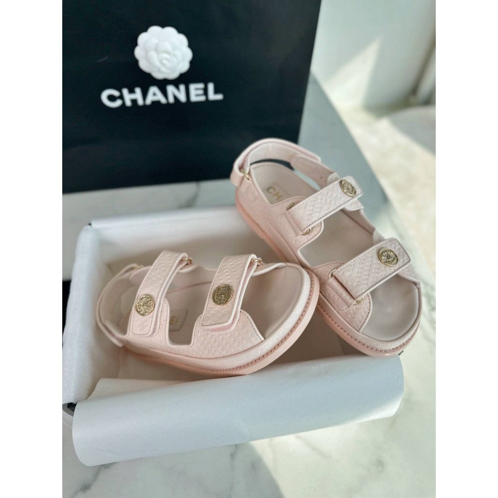 Beach shoes