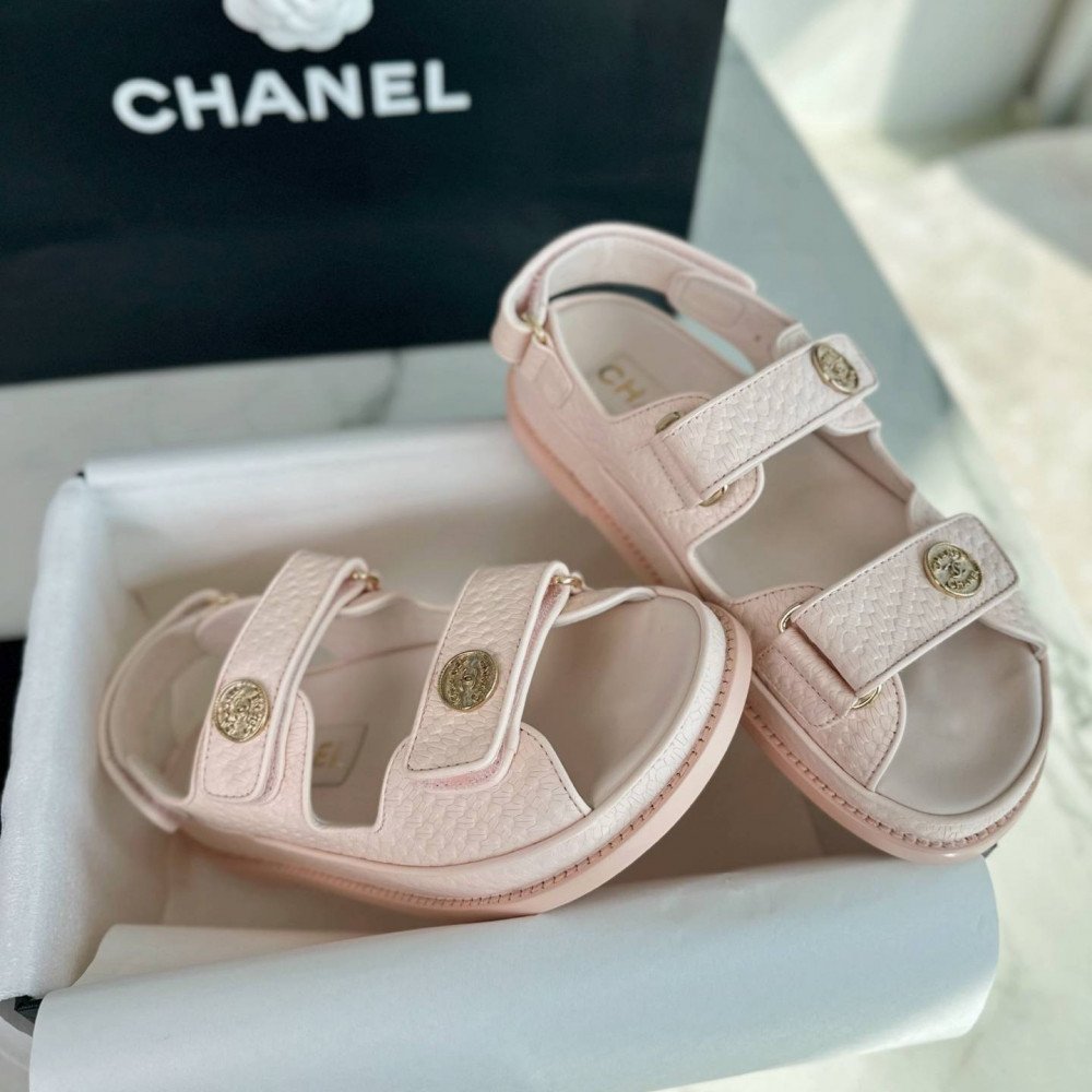 Beach shoes