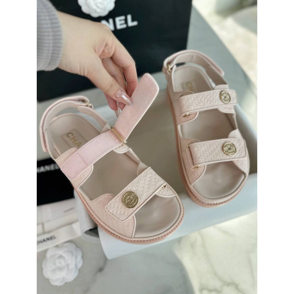 Beach shoes