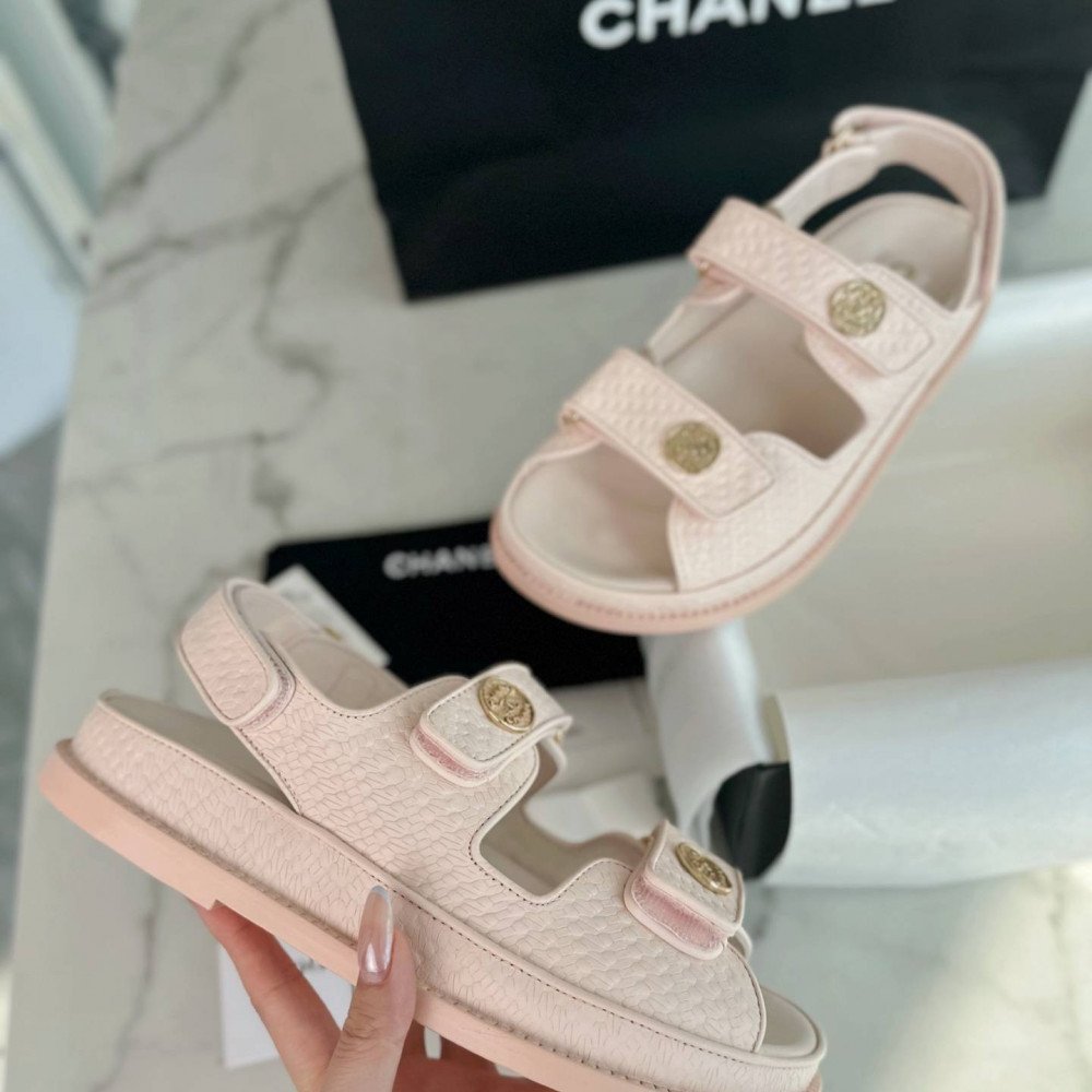 Beach shoes