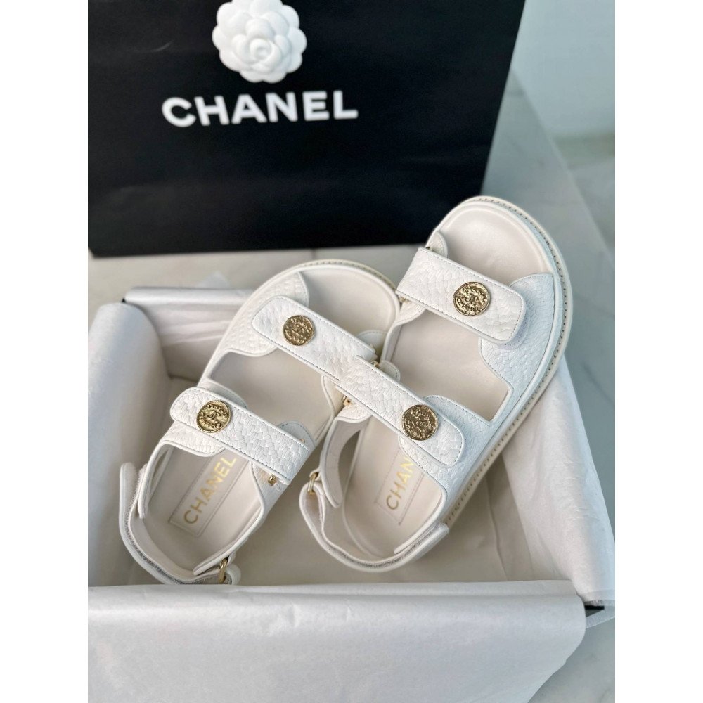 Beach shoes