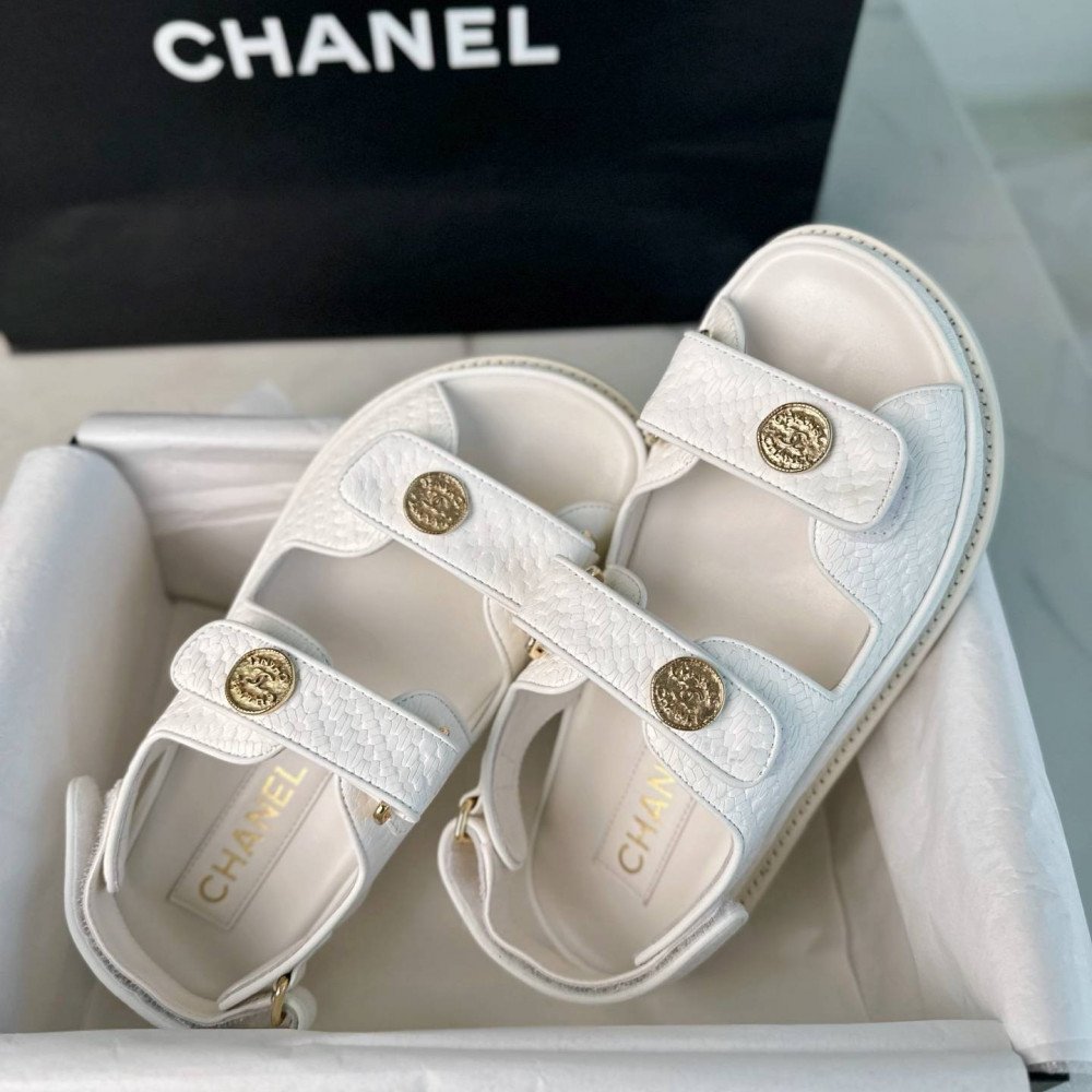 Beach shoes