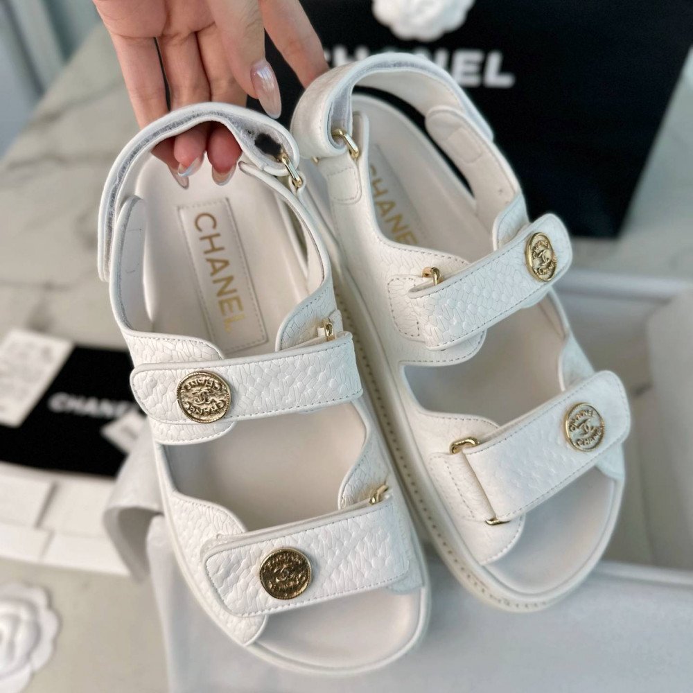 Beach shoes