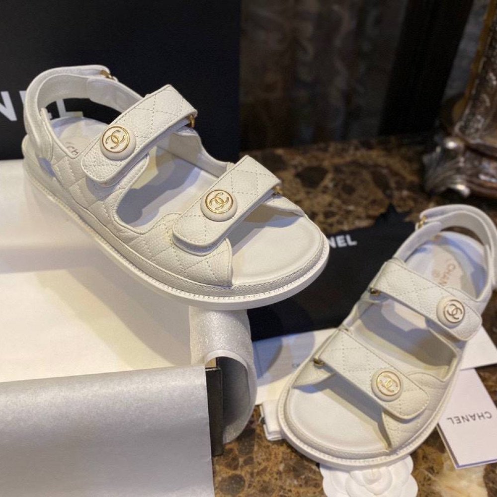 Beach shoes
