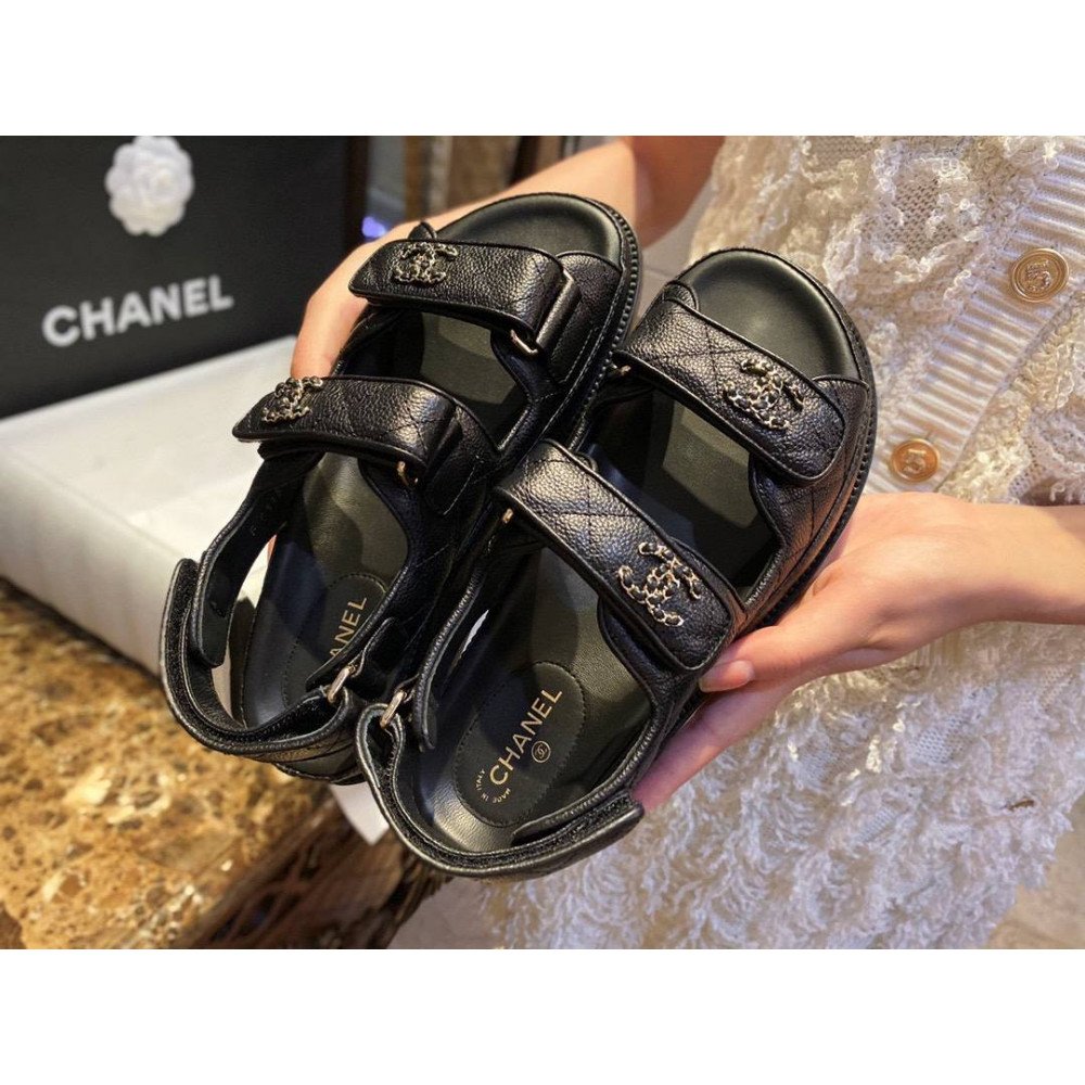Beach shoes