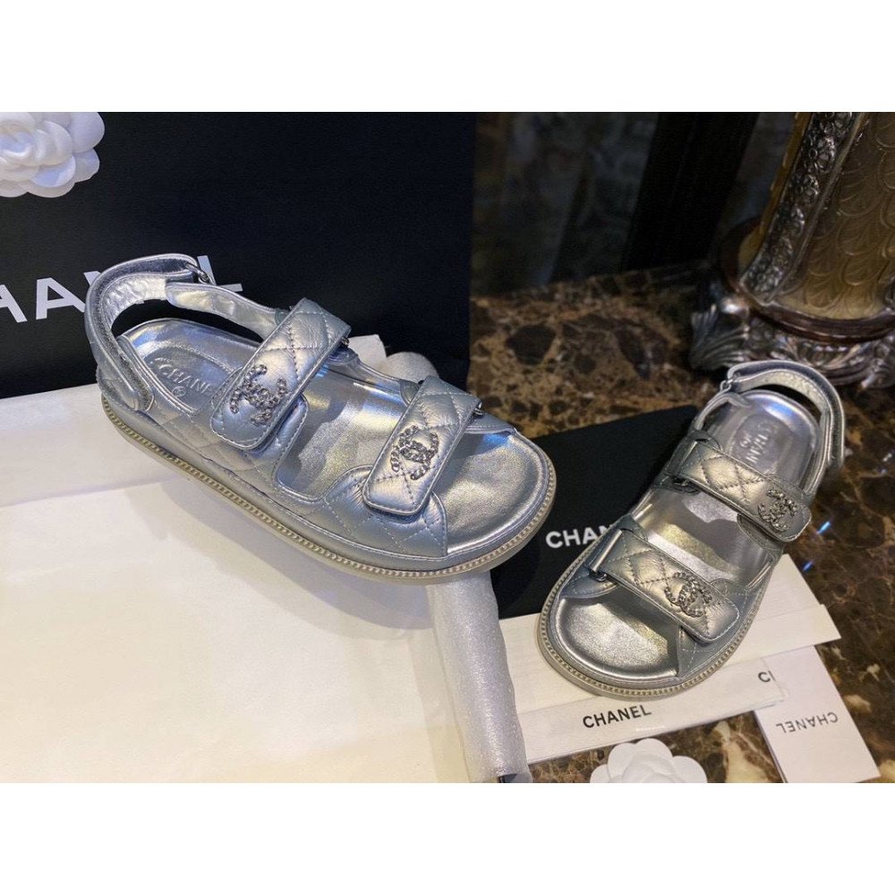 Beach shoes