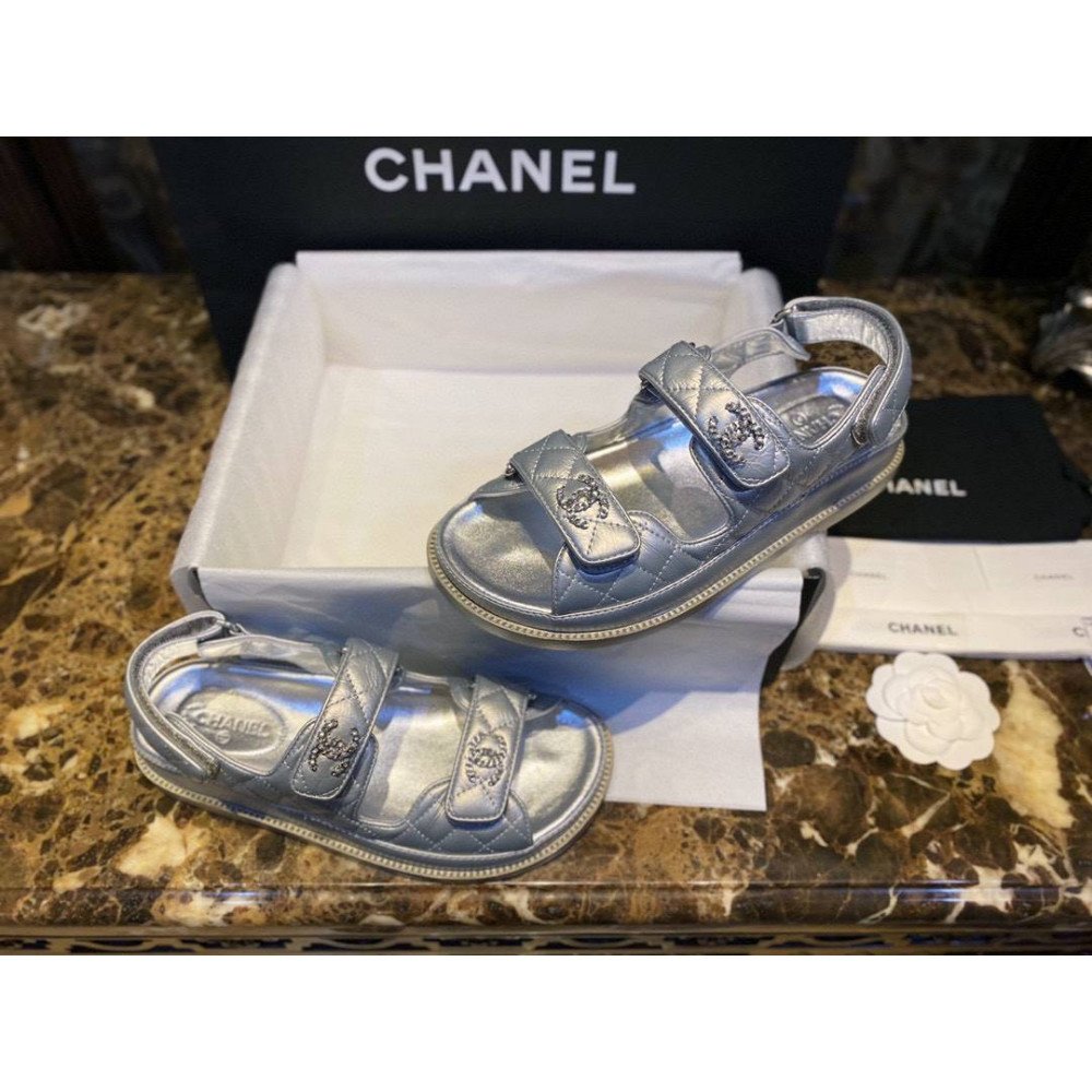 Beach shoes