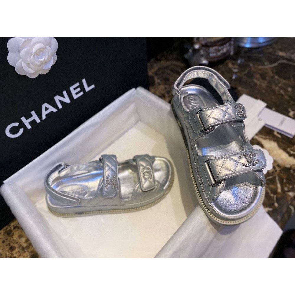 Beach shoes