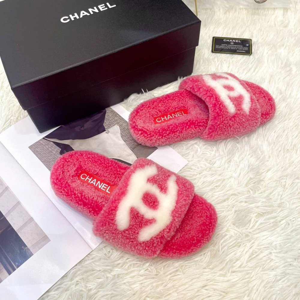 Furry slippers Furry slippers