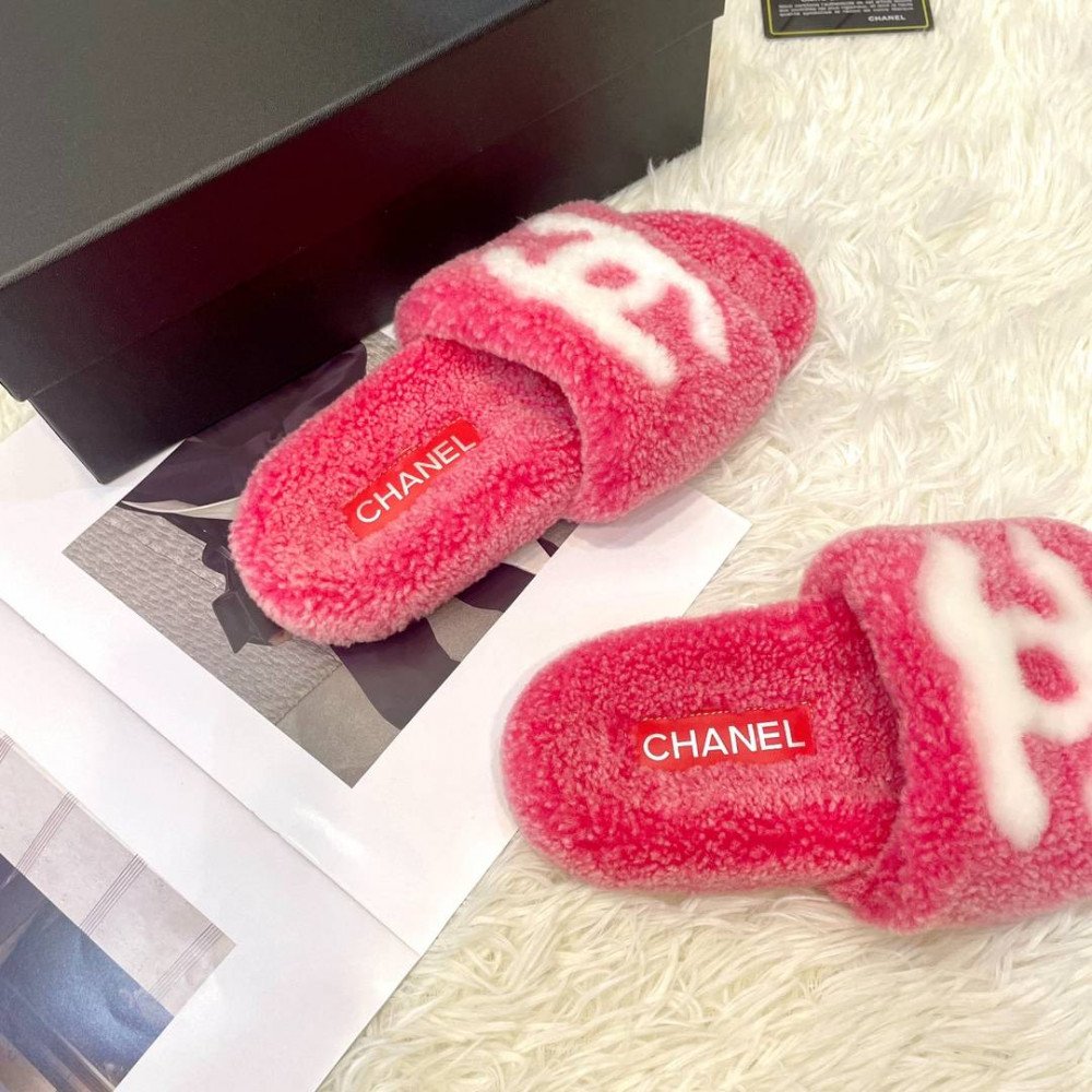 Furry slippers Furry slippers
