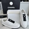 Sports shoes