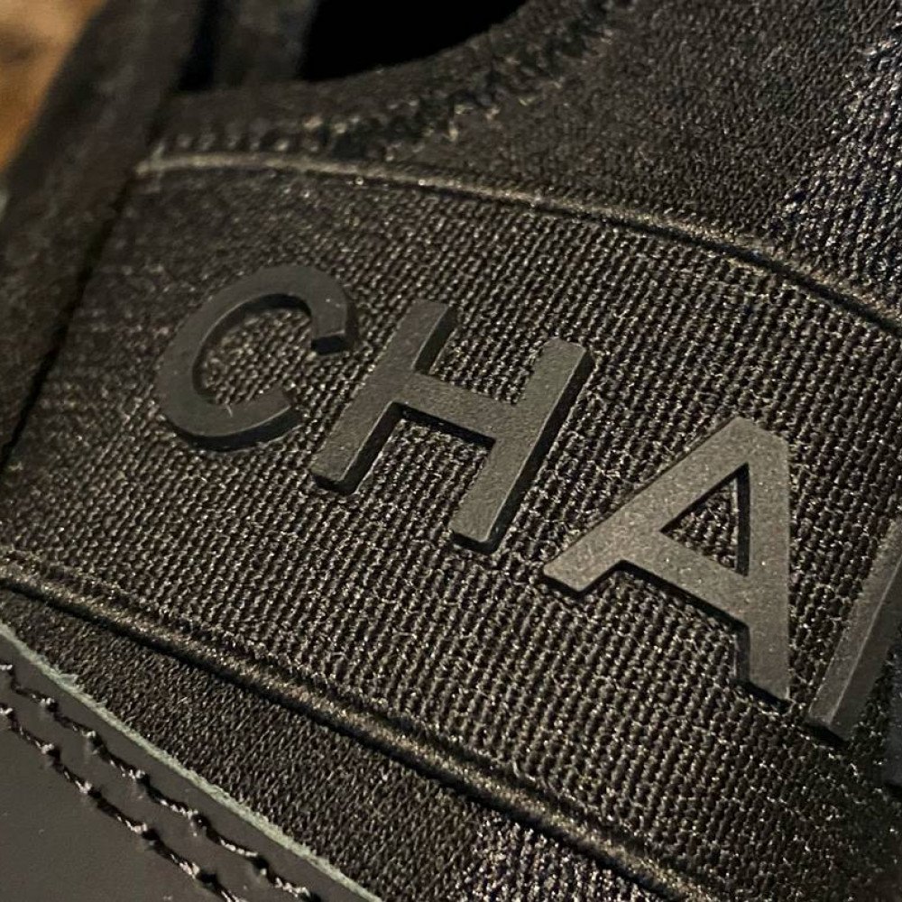 Sports shoes Sports shoes