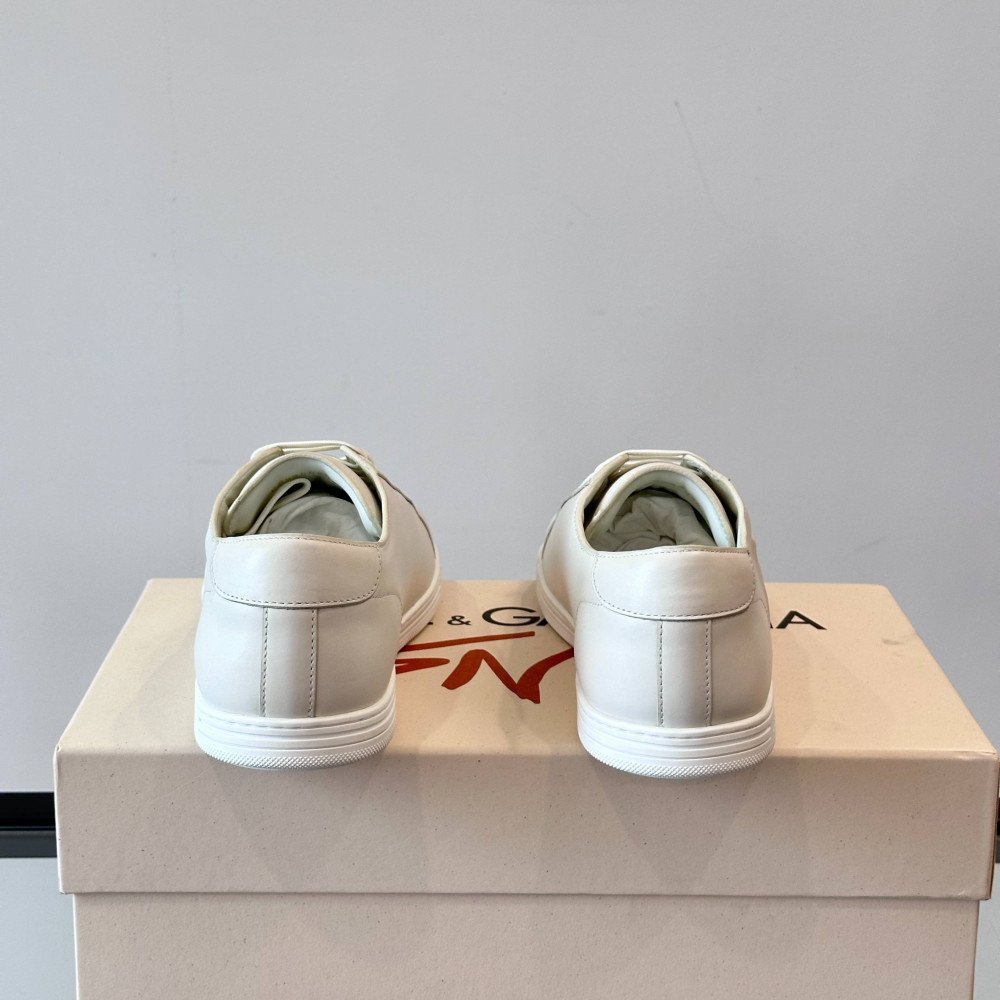DG White sneakers