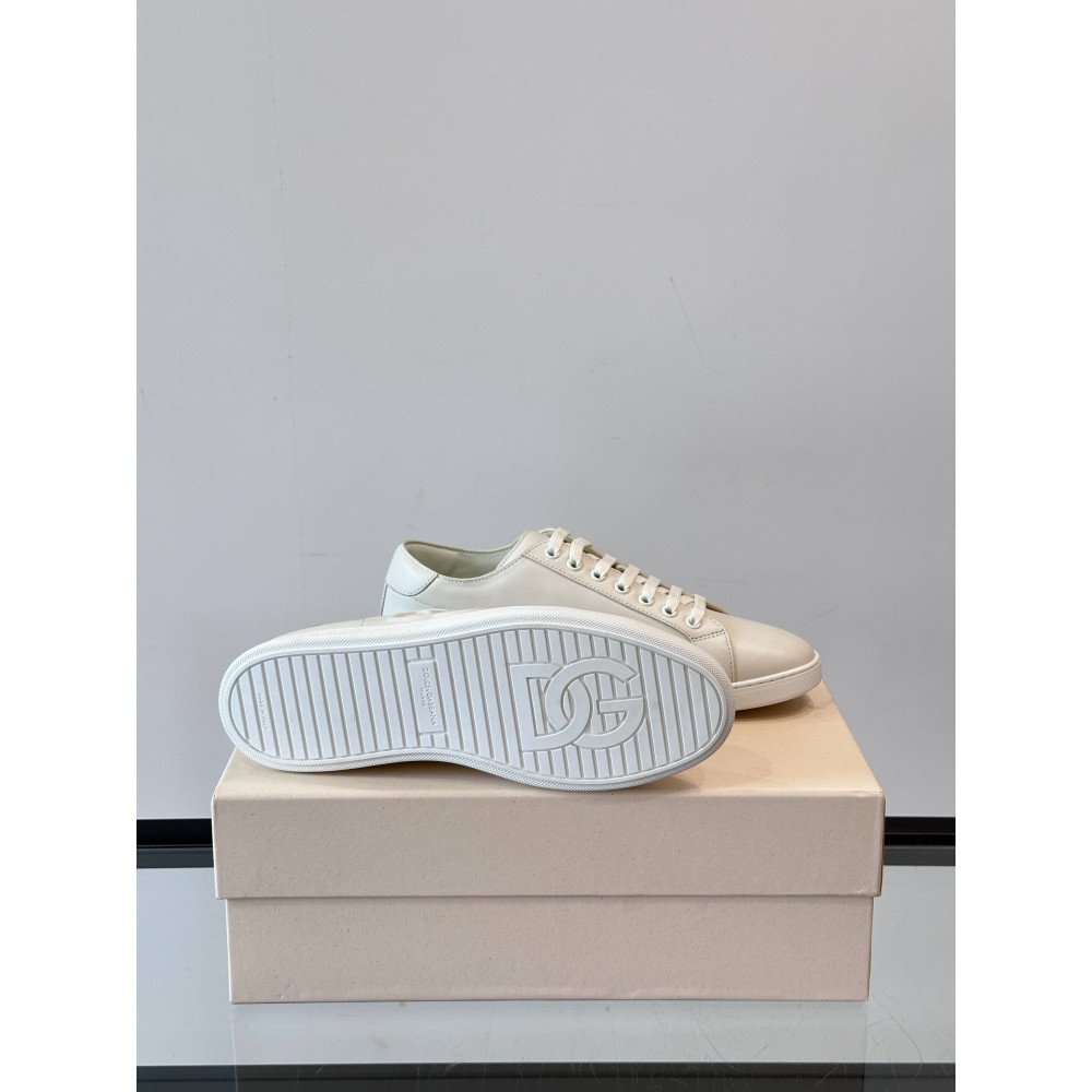 DG White sneakers