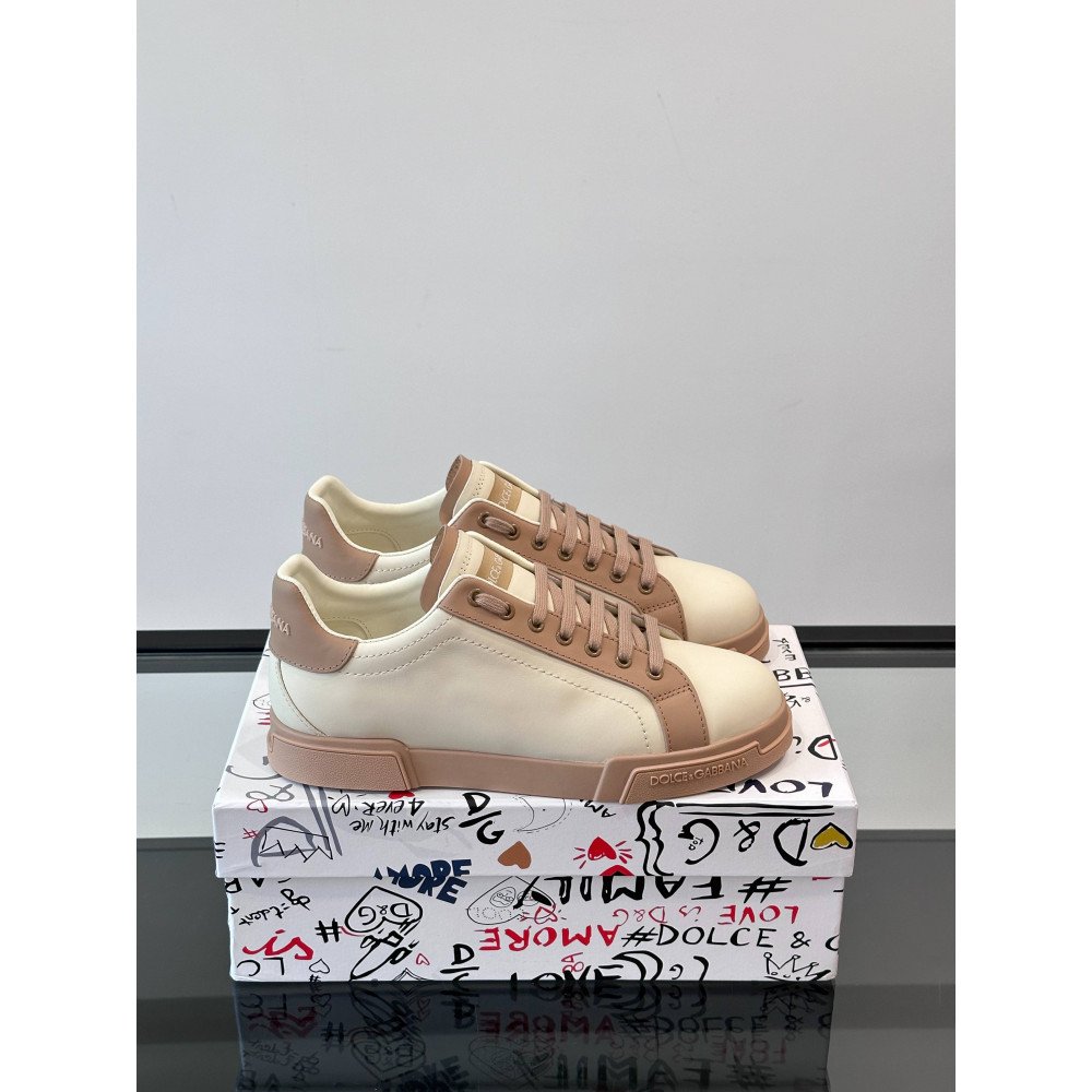DG White sneakers