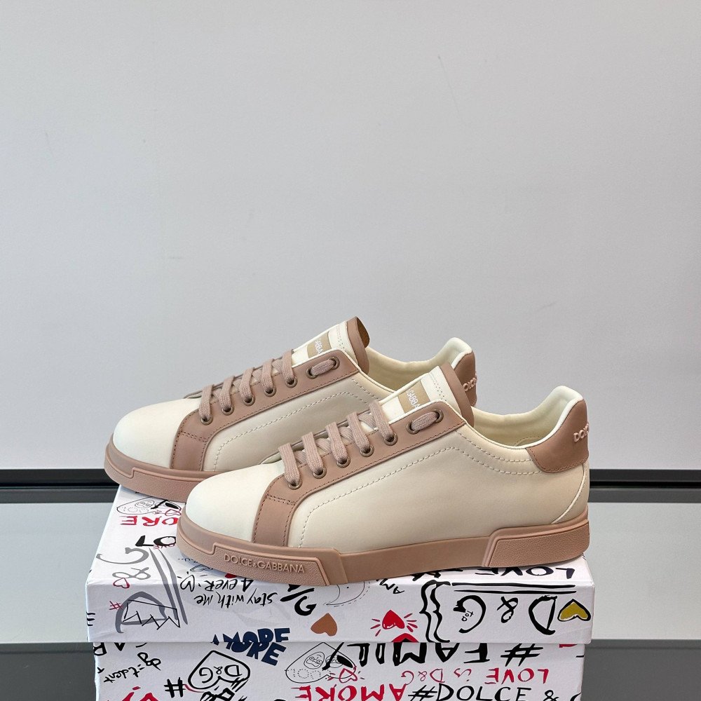 DG White sneakers