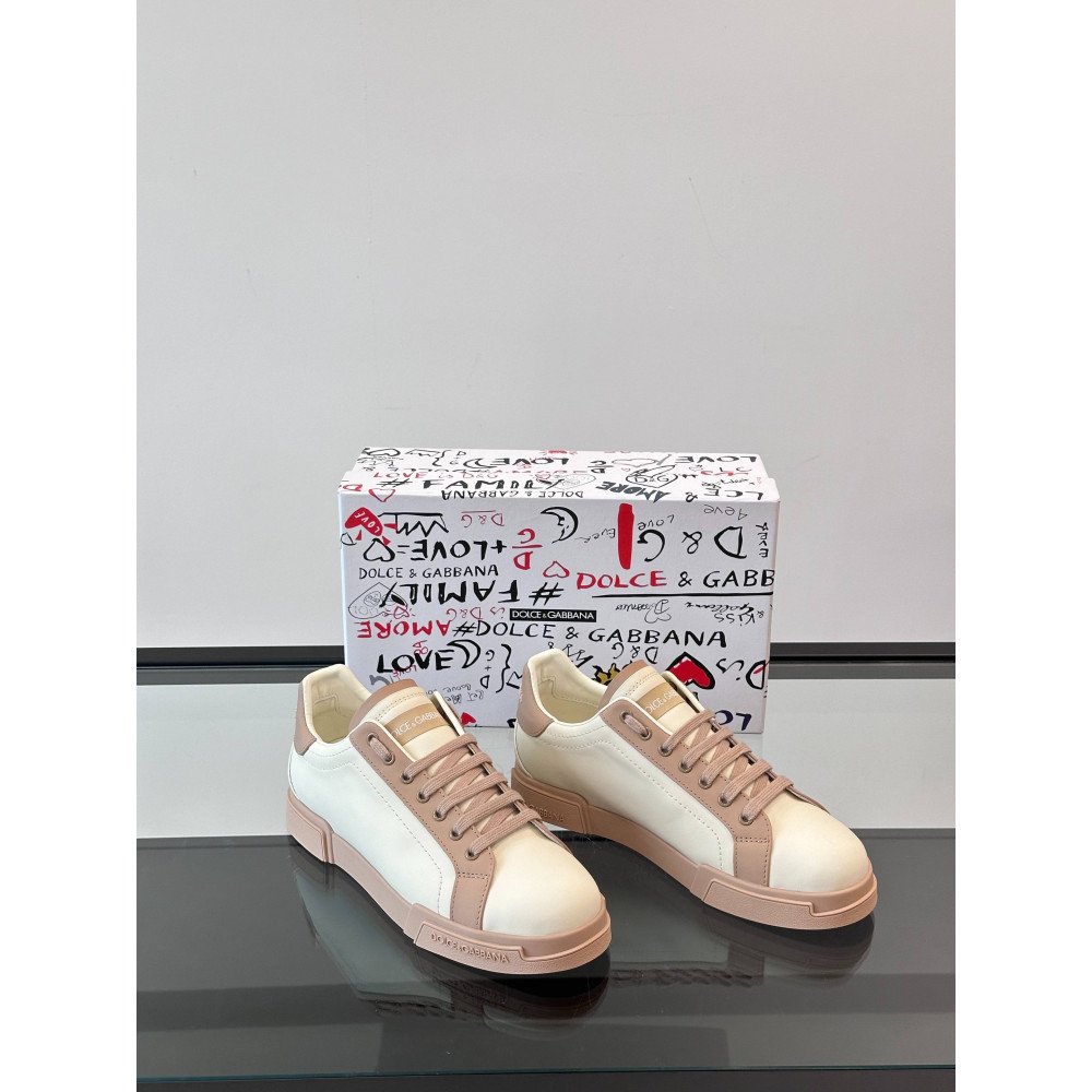 DG White sneakers