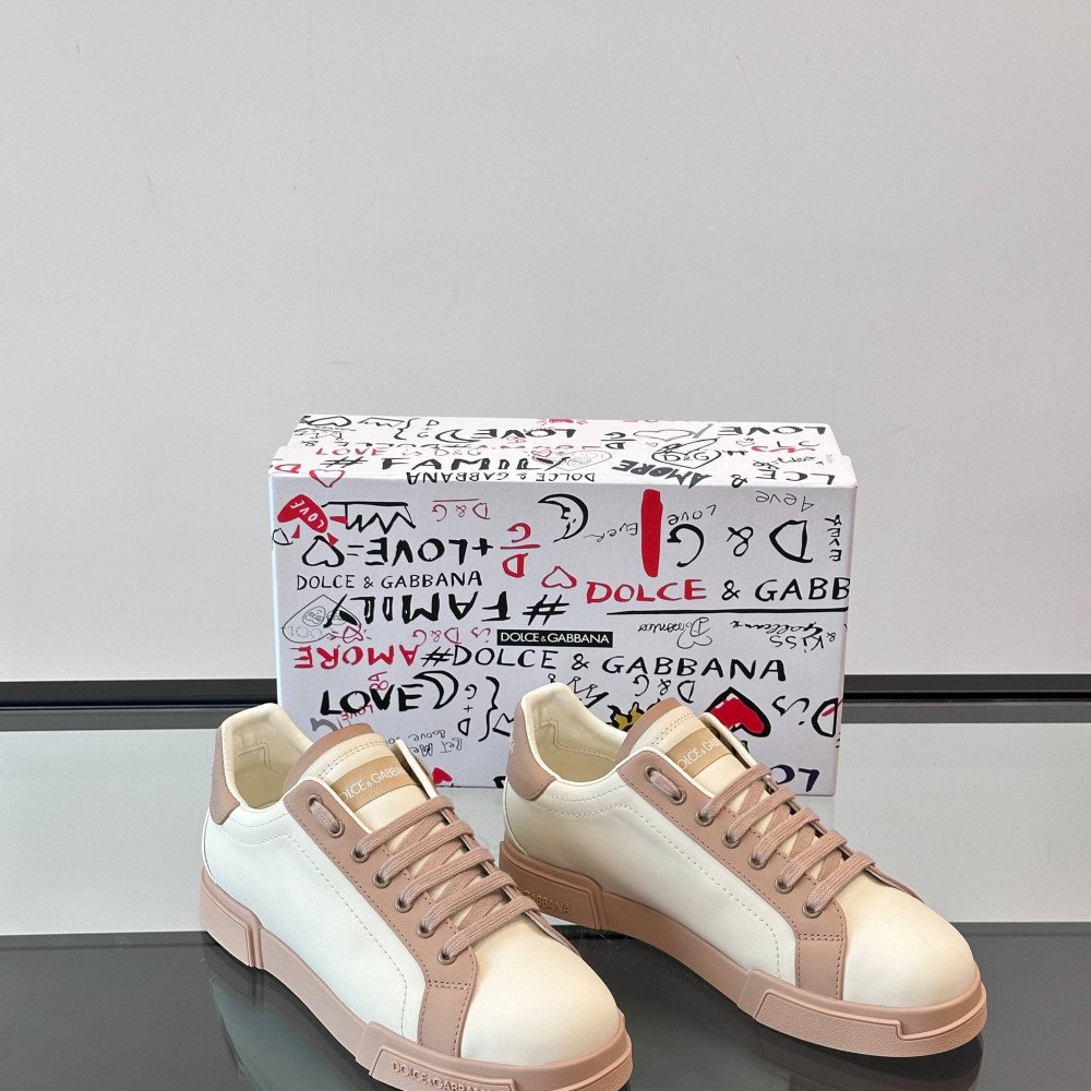 DG White sneakers