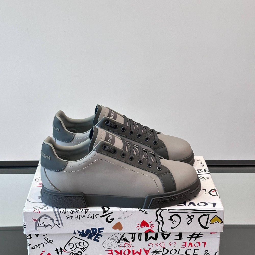 DG White sneakers