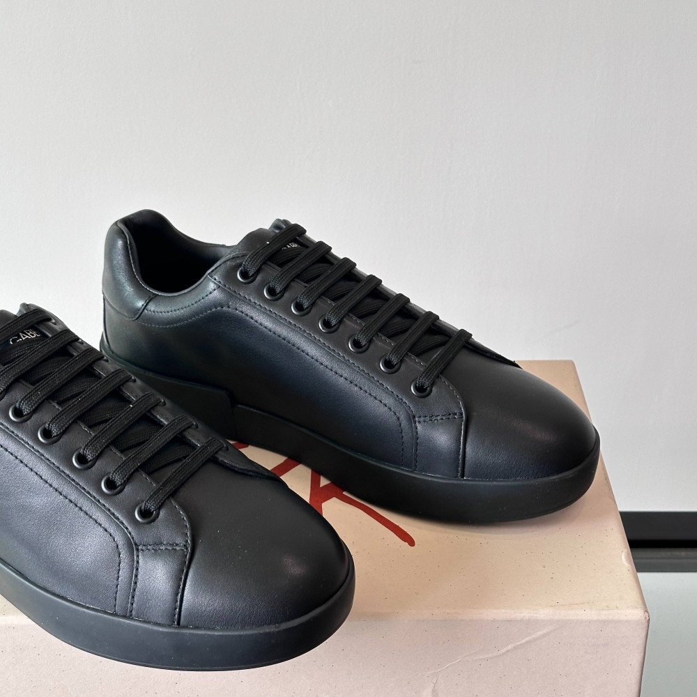 DG White sneakers
