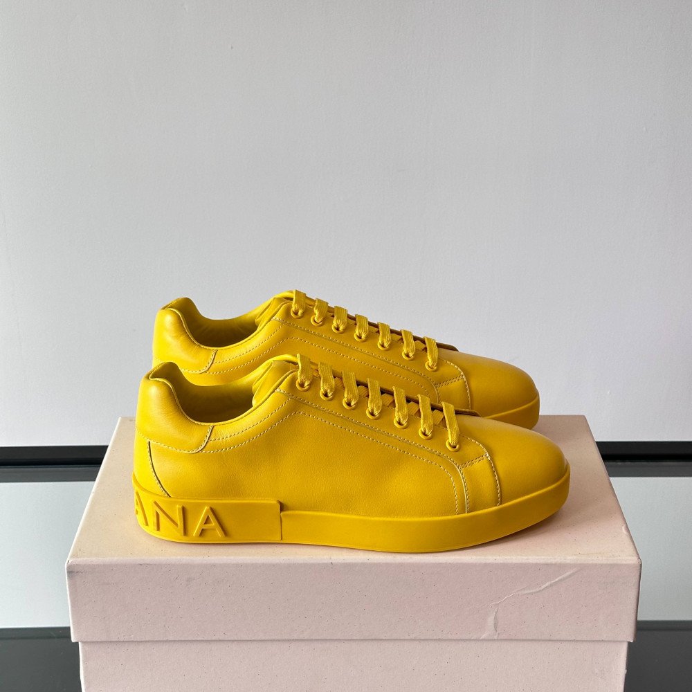 DG White sneakers