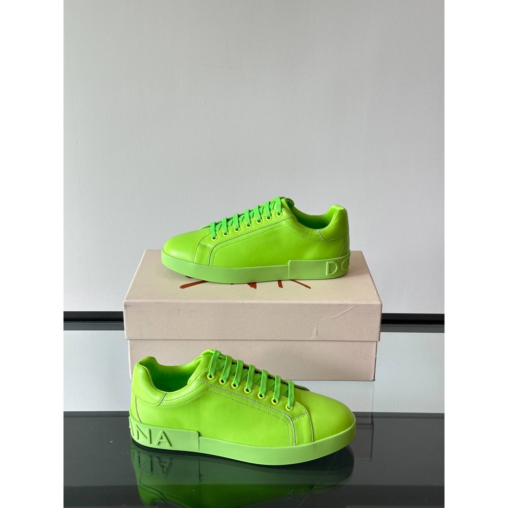 DG White sneakers