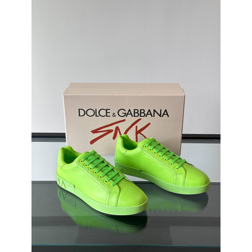 DG White sneakers